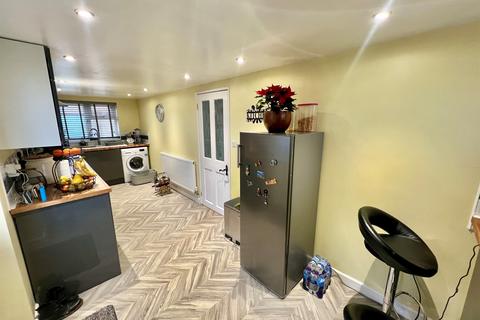 3 bedroom semi-detached house for sale, Counter Drain Drove, Tongue End, Spalding