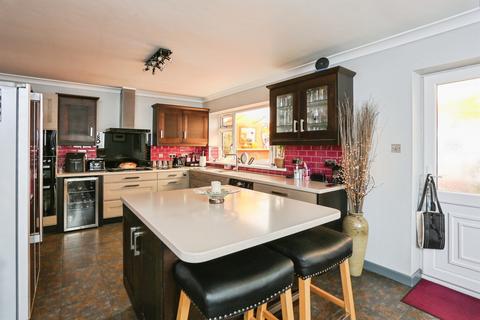 3 bedroom detached bungalow for sale, Stockhouse Lane, Surfleet, Spalding