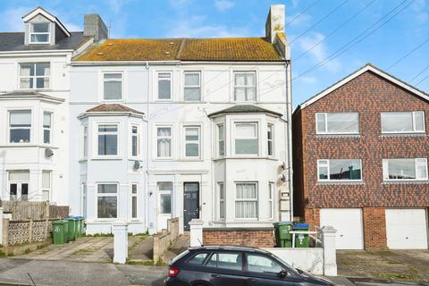 2 bedroom flat for sale, Claremont Road, Seaford