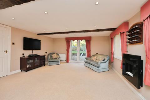 4 bedroom character property for sale, The Street, Little Dunham
