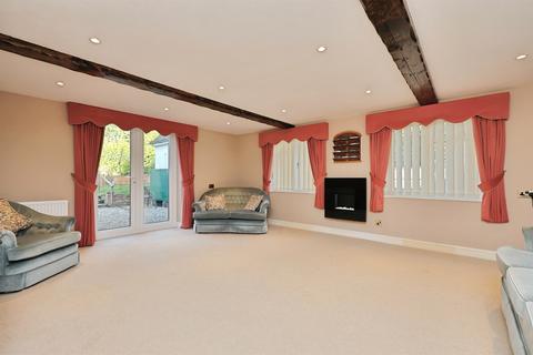 4 bedroom character property for sale, The Street, Little Dunham