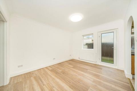 1 bedroom flat to rent, Brighton Road, Surbiton KT6