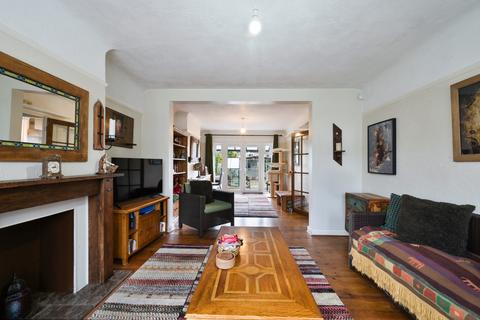 undefined, Hillcross Avenue, Morden SM4