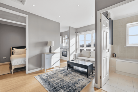 Wheat Sheaf Close, London, E14