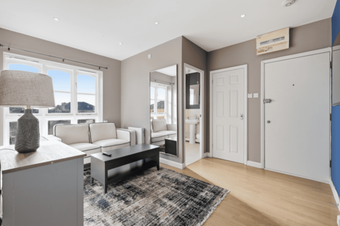 Studio for sale, Wheat Sheaf Close, London, E14