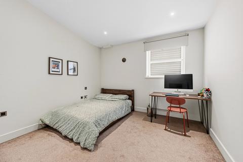 undefined, Barnsbury Lane, Surbiton KT5