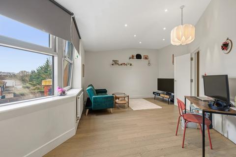 1 bedroom apartment for sale, Barnsbury Lane, Surbiton KT5