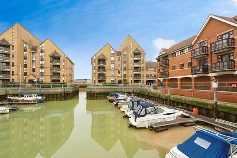 Emerald Quay, Shoreham-By-Sea