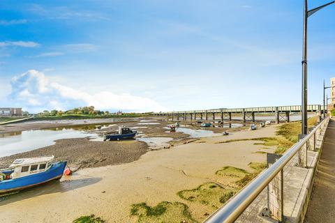 2 bedroom ground floor flat for sale, Broad Reach Mews, Shoreham-By-Sea