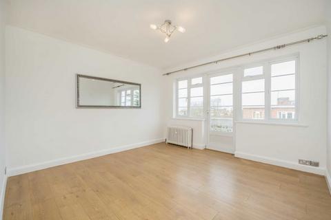 2 bedroom flat for sale, Sheen Court, Richmond TW10