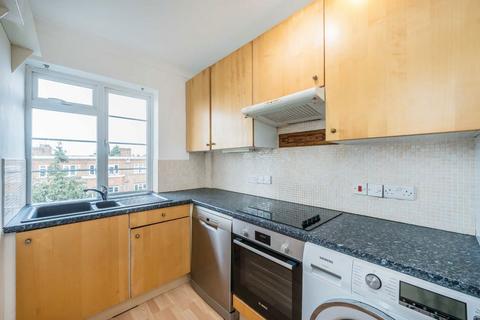 2 bedroom flat for sale, Sheen Court, Richmond TW10