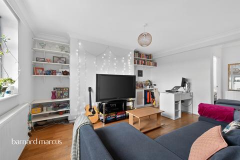 Clifford Avenue, Mortlake, London