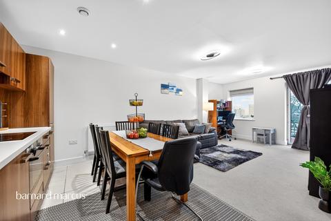 2 bedroom flat for sale, Holford Way, Roehampton, London
