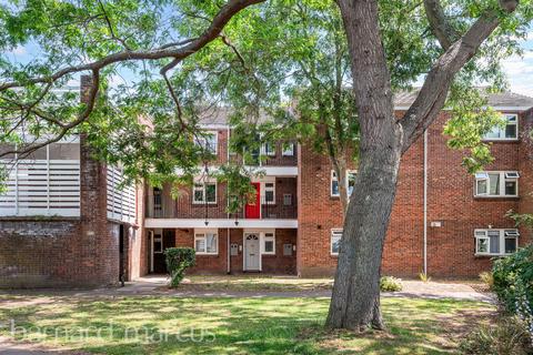 1 bedroom flat for sale, Lambert Avenue, RICHMOND