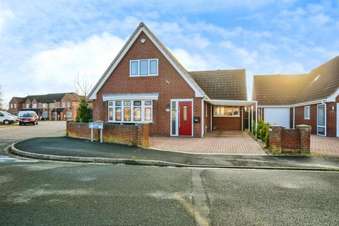 4 bedroom detached bungalow for sale, St. Margarets Avenue, Skegness