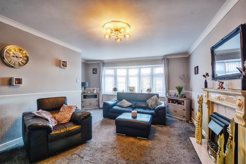 4 bedroom detached bungalow for sale, St. Margarets Avenue, Skegness