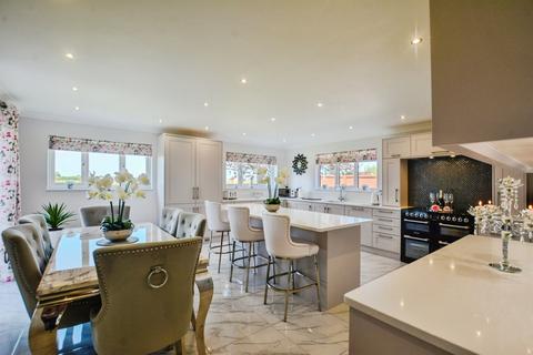 5 bedroom detached house for sale, The Paddocks, Wainfleet St. Mary, Skegness