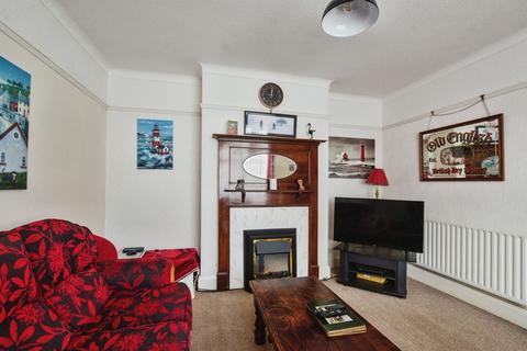 3 bedroom detached house for sale, Lansdowne Road, Skegness