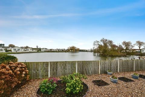 2 bedroom park home for sale, Beacon Park Home Village, Skegness