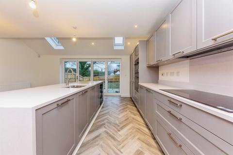 5 bedroom detached house for sale, Orchard Close, Ketton, Stamford