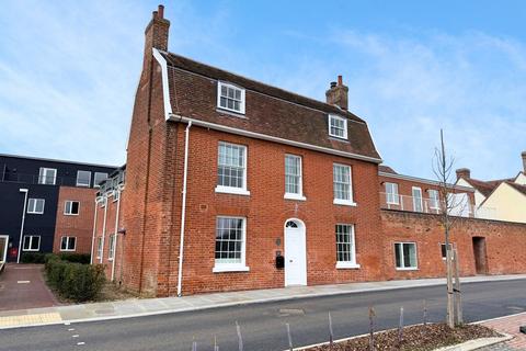 2 bedroom ground floor flat for sale, Old Babergh Court, Hadleigh, Ipswich