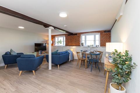 1 bedroom flat for sale, Old Babergh Court, Hadleigh, Ipswich