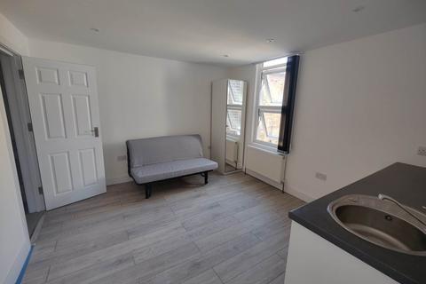 undefined, Hilcrest Road, London