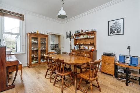 4 bedroom terraced house for sale, Brandon Road, Southsea