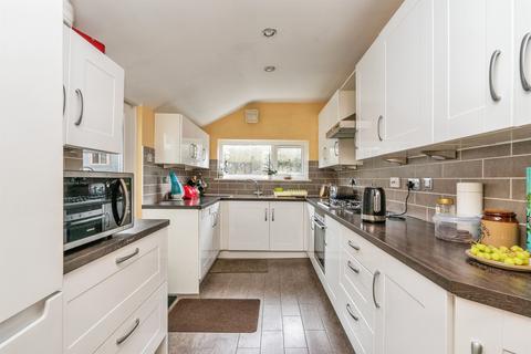 4 bedroom terraced house for sale, Brandon Road, Southsea