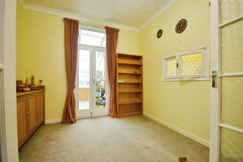 3 bedroom terraced house for sale, Evans Road, Southsea