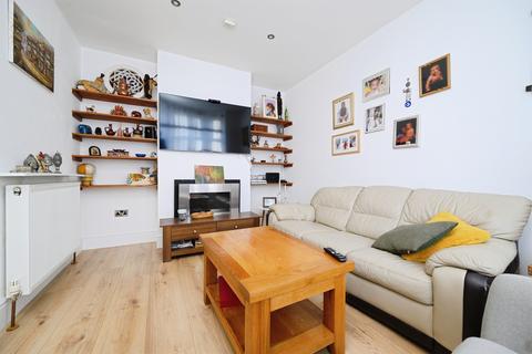 3 bedroom terraced house for sale, Eastfield Road, Southsea