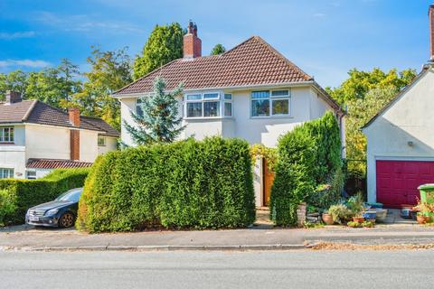 undefined, Bassett Dale, Southampton