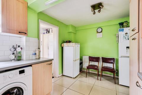 3 bedroom terraced house for sale, Alexandra Road, Swindon