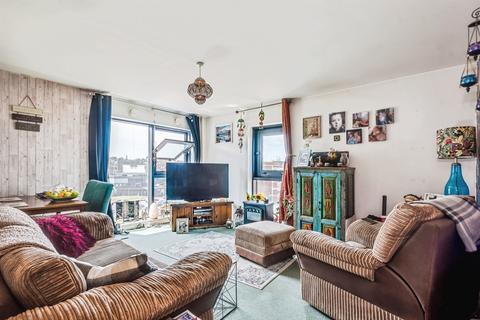 2 bedroom apartment for sale, Princes Street, Swindon