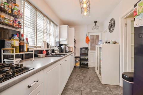 3 bedroom end of terrace house for sale, Commondale Avenue, Stockton-On-Tees