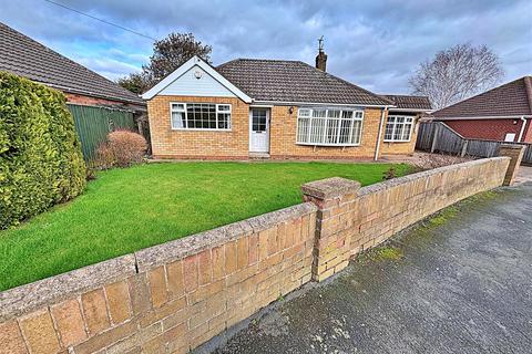 undefined, Peaks Avenue, New Waltham, Grimsby, N.E. Lincs, DN36 4LT