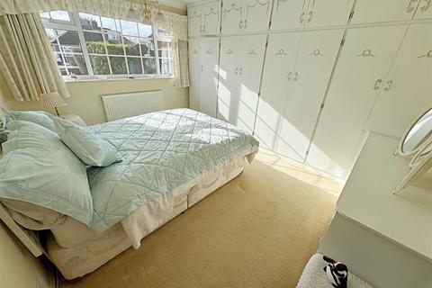 undefined, Peaks Avenue, New Waltham, Grimsby, N.E. Lincs, DN36 4LT