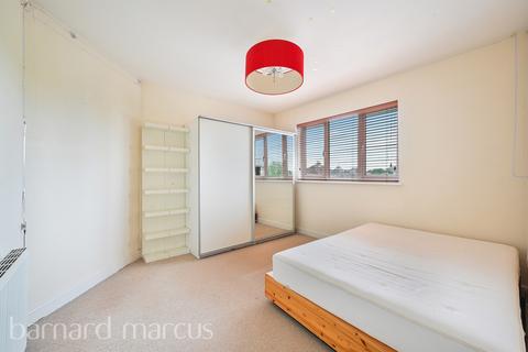 1 bedroom apartment for sale, Chiltern Drive, Surbiton
