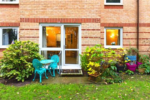 1 bedroom retirement property for sale, Ewell Road, Surbiton