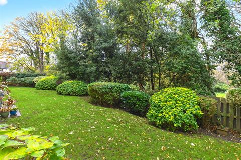 1 bedroom retirement property for sale, Ewell Road, Surbiton