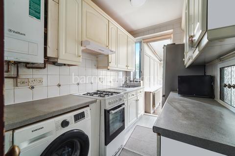 undefined, Ravenswood Avenue, Surbiton