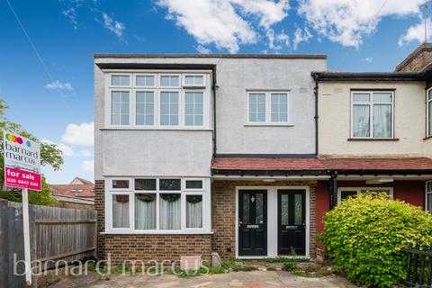 Rosehill Avenue, Sutton