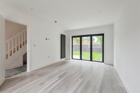 3 bedroom detached house for sale, Valley Way, Stevenage