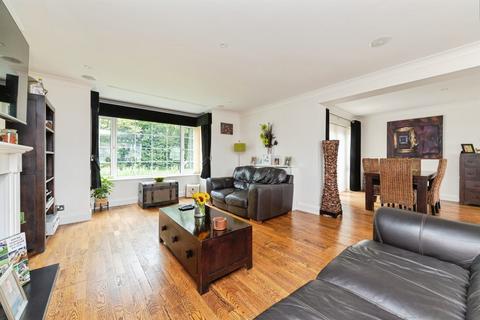 undefined, Cromwell Road, Stevenage