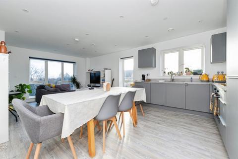 2 bedroom flat for sale, Stirling Close, Stevenage