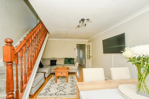 2 bedroom end of terrace house for sale, Cuckoo's Mead, Swindon