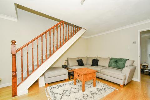 2 bedroom end of terrace house for sale, Cuckoo's Mead, Swindon