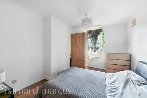 undefined, Gipsy Road, LONDON