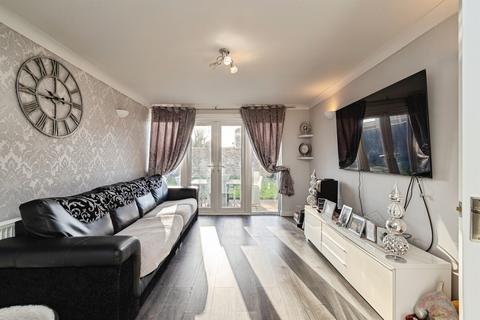 3 bedroom end of terrace house for sale, St. Johns Way, Thetford