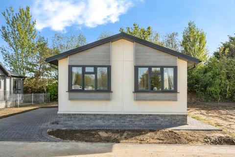 undefined, Sandtoft Road, Belton, Doncaster